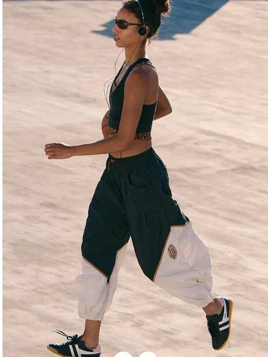 NWOT - Free People Movement - Freeflow Pants - Black Combo - Size M - Picture 3 of 11